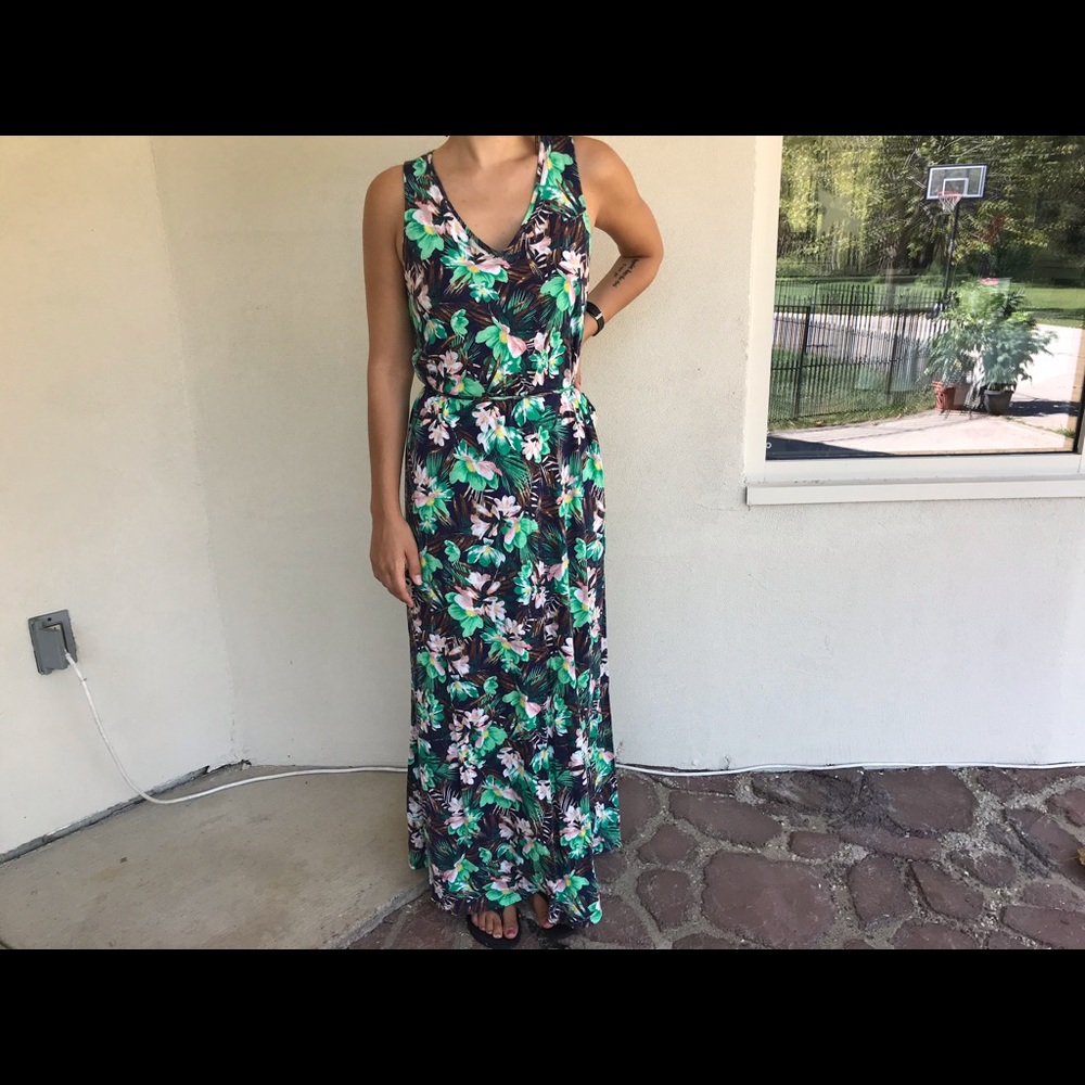 H&M Tropical Tie Front Maxi Dress